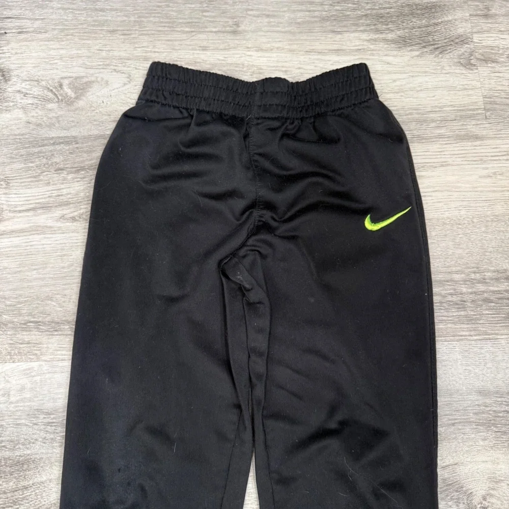 Nike Boys Black Jogger Pants Lime Green Swoosh Size‎ 7 L Athletic Sweats AC19